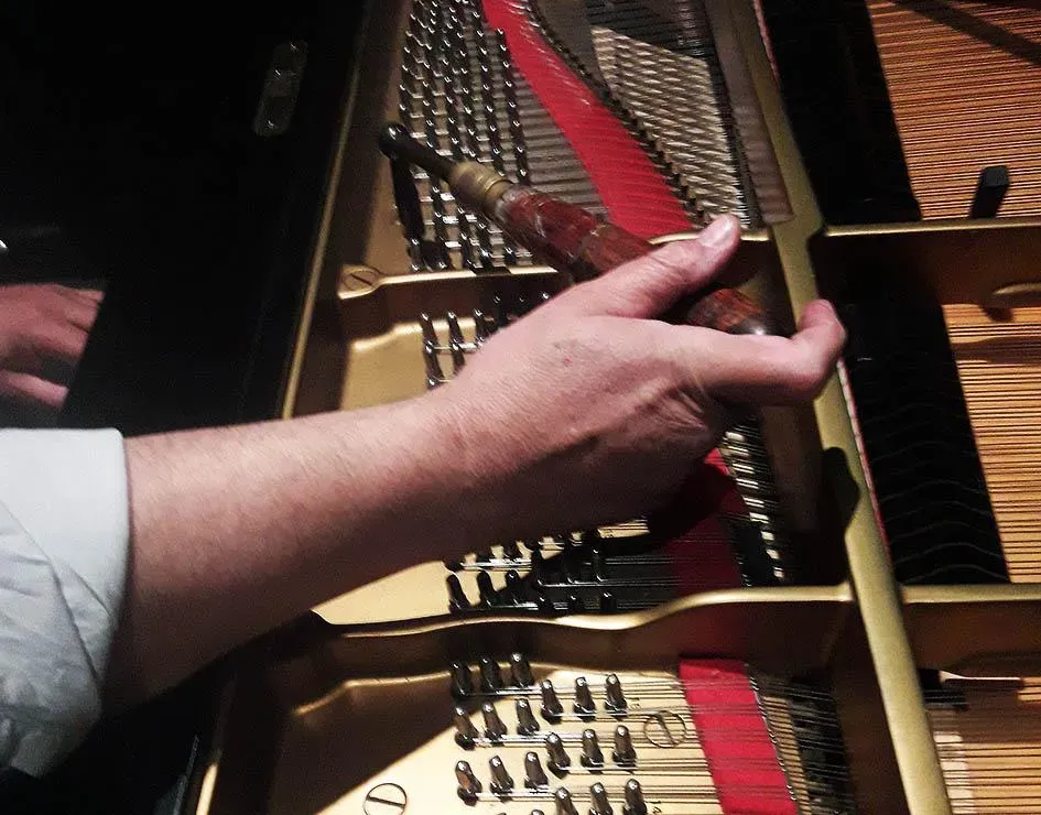 Accord de piano à Château-Thierry